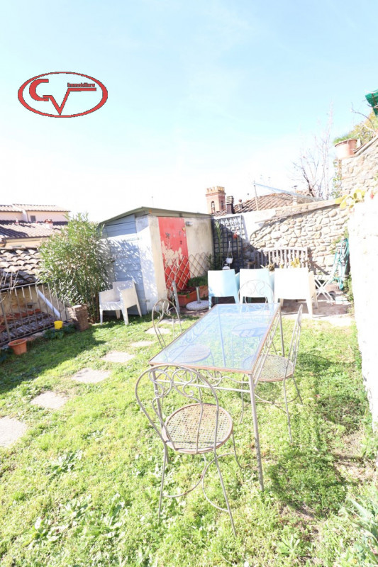 Immagine 37 di Villetta a schiera in vendita  in Via Roma a Bucine