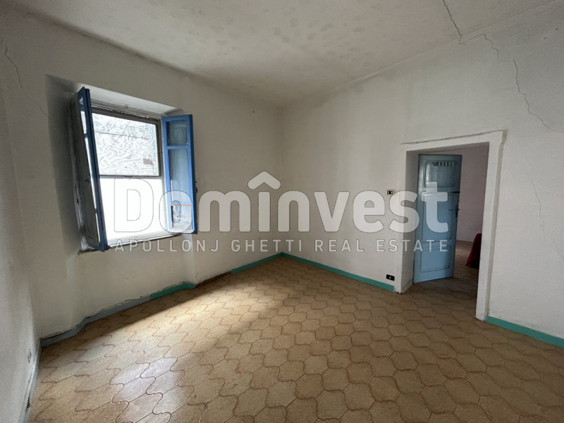 Immagine 5 di Palazzo in vendita  in Via Farini a Orbetello