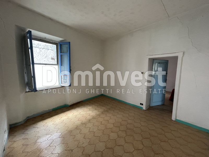 Immagine 6 di Palazzo in vendita  in Via Farini a Orbetello