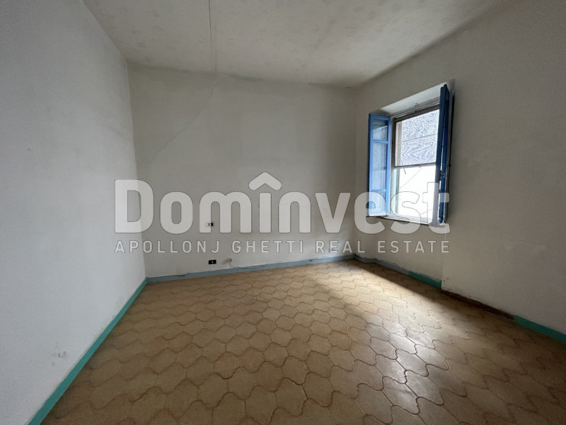 Immagine 7 di Palazzo in vendita  in Via Farini a Orbetello