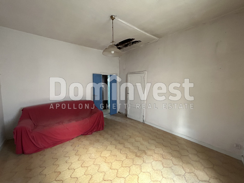 Immagine 9 di Palazzo in vendita  in Via Farini a Orbetello