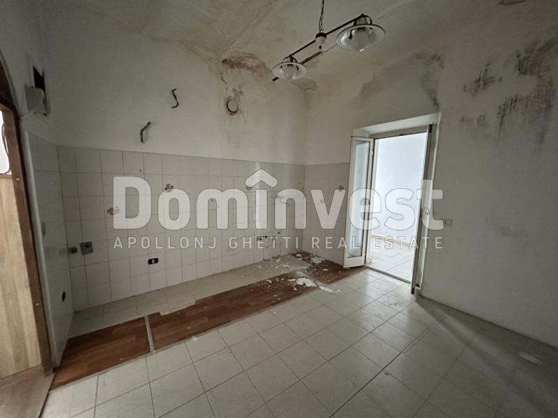 Immagine 16 di Palazzo in vendita  in Via Farini a Orbetello