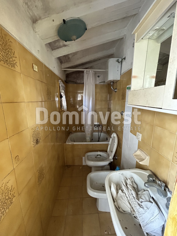 Immagine 27 di Palazzo in vendita  in Via Farini a Orbetello