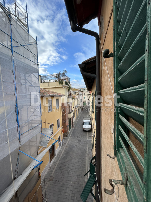 Immagine 34 di Palazzo in vendita  in Via Farini a Orbetello