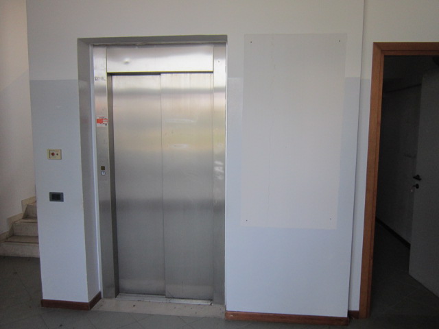 Immagine 4 di Ufficio in vendita  a Asola