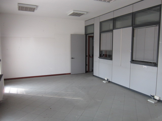 Immagine 8 di Ufficio in vendita  a Asola