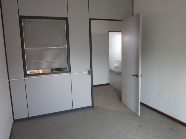 Immagine 10 di Ufficio in vendita  a Asola