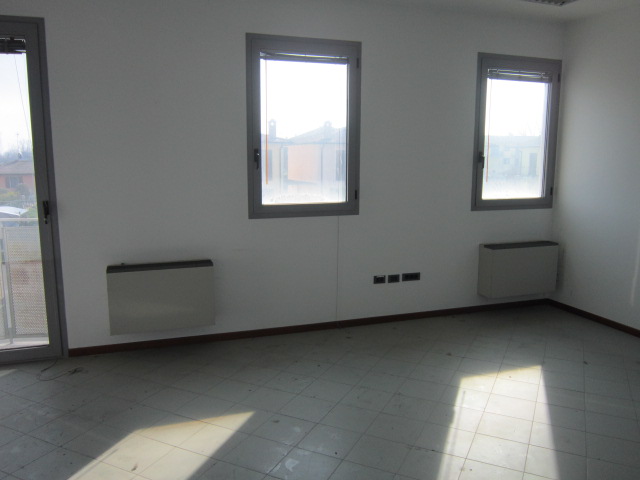 Immagine 18 di Ufficio in vendita  a Asola