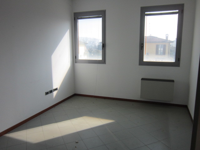 Immagine 20 di Ufficio in vendita  a Asola