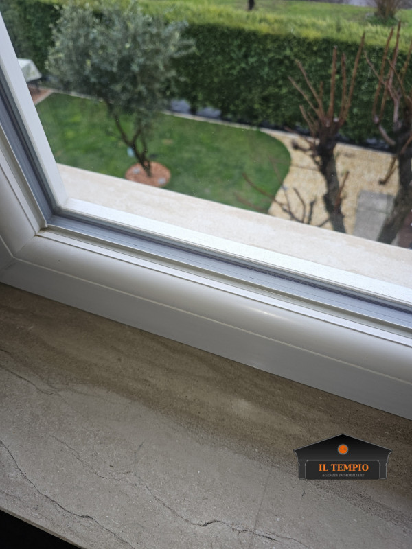 Immagine 9 di Casa bifamiliare in vendita  in VIA CAVOUR a Costabissara