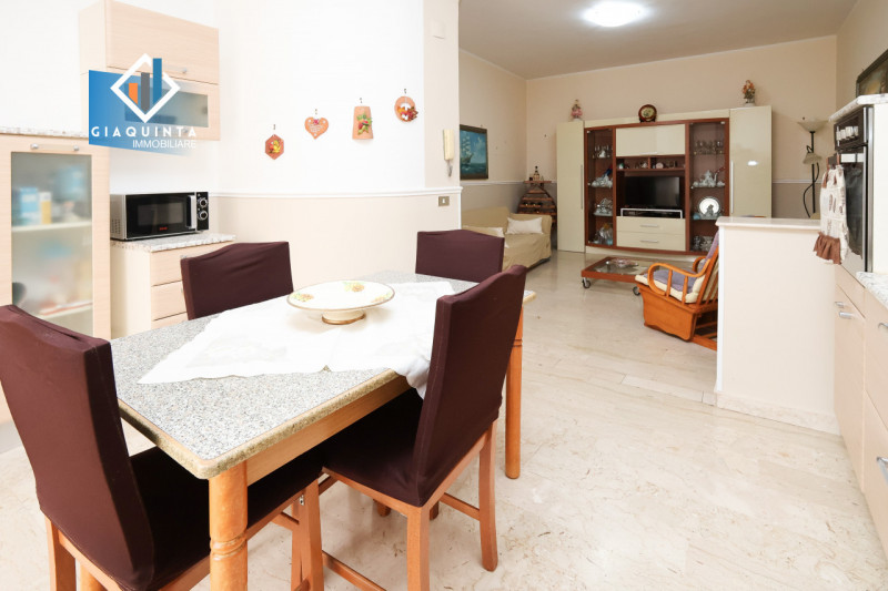 Immagine 13 di Casa indipendente in vendita  in via Vittorio Veneto n.152 a Ramacca