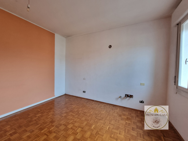 Immagine 13 di Casa bifamiliare in vendita  in via tito livio a Este