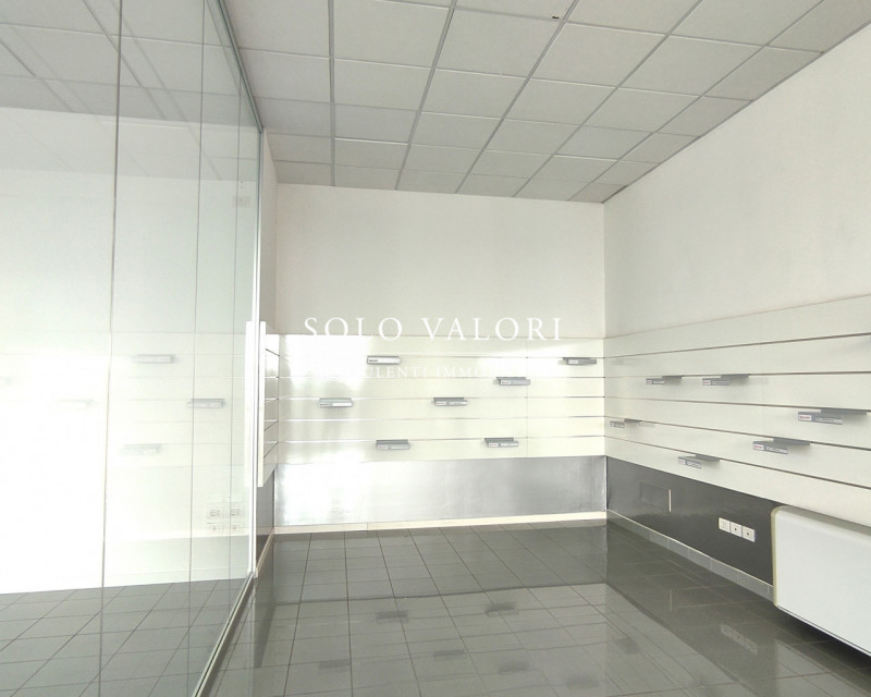 Immagine 4 di Ufficio in affitto  a Castelfranco Veneto