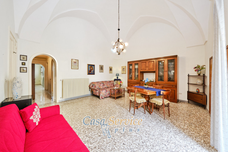 Immagine 3 di Casa indipendente in vendita  in Via San Pasquale a Parabita