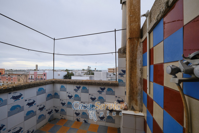 Immagine 5 di Casa indipendente in vendita  in Via San Pasquale a Parabita