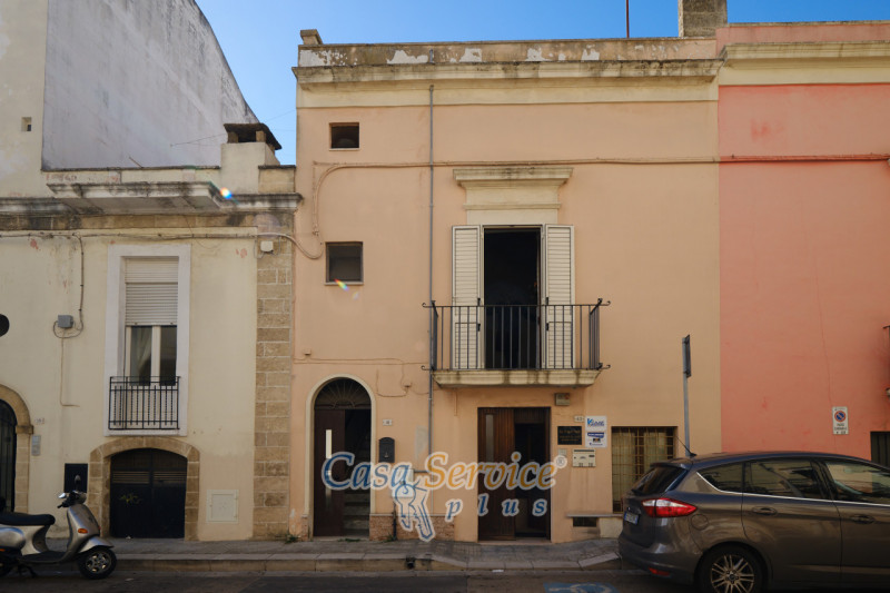 Immagine 40 di Casa indipendente in vendita  in Via San Pasquale a Parabita