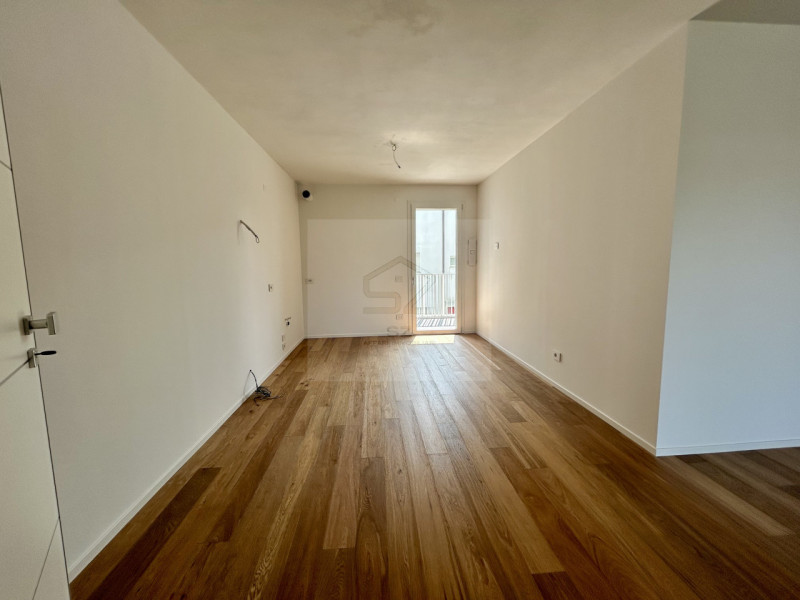 Immagine 7 di Appartamento in vendita  in via comino a Padova