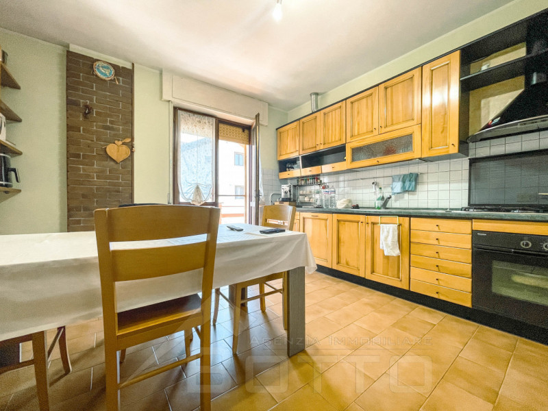 Immagine 9 di Casa bifamiliare in vendita  in Via Oioli 27 a Gattico-Veruno