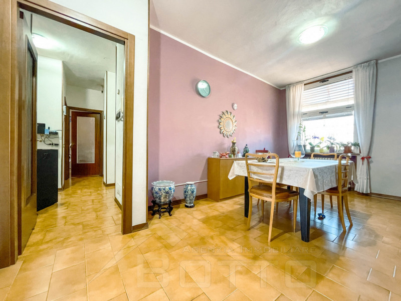 Immagine 13 di Casa bifamiliare in vendita  in Via Oioli 27 a Gattico-Veruno