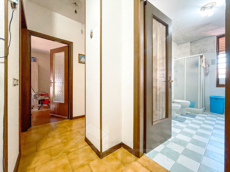 Immagine 14 di Casa bifamiliare in vendita  in Via Oioli 27 a Gattico-Veruno