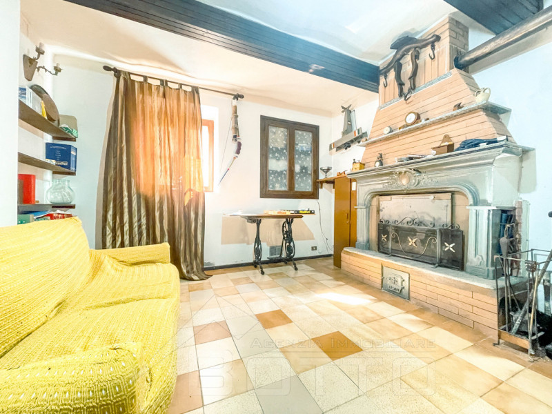 Immagine 24 di Casa bifamiliare in vendita  in Via Oioli 27 a Gattico-Veruno