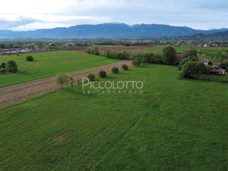 Immagine 9 di Rustico / casale in vendita  in via Ceselli a Altivole