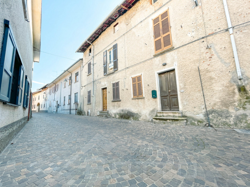 Immagine 17 di Villetta a schiera in vendita  in via santa caterina 8 a Borgo Ticino