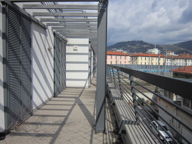 Immagine 10 di Ufficio in vendita  a Brescia