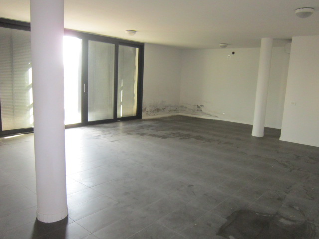 Immagine 12 di Ufficio in vendita  a Brescia