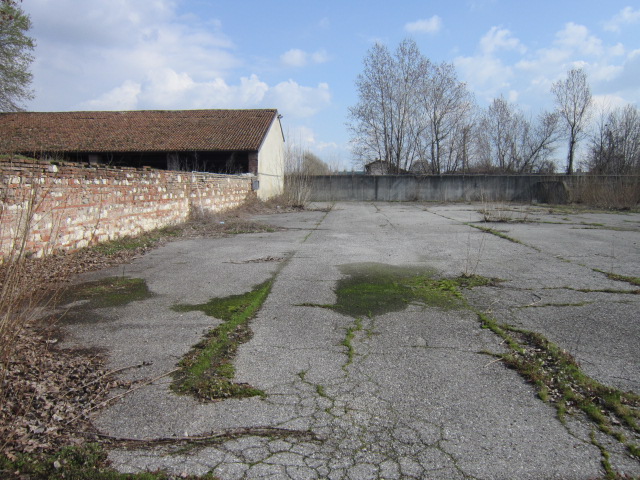 Immagine 1 di Palazzo in vendita  a Brescia