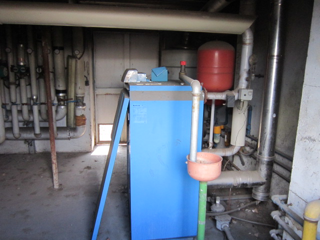 Immagine 30 di Palazzo in vendita  a Brescia