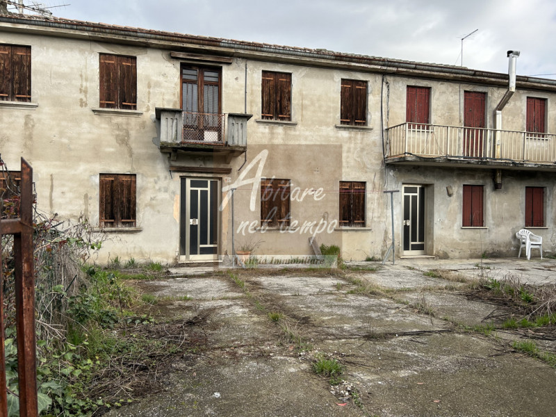 Immagine 2 di Rustico / casale in vendita  in CA ONORAI a Cittadella