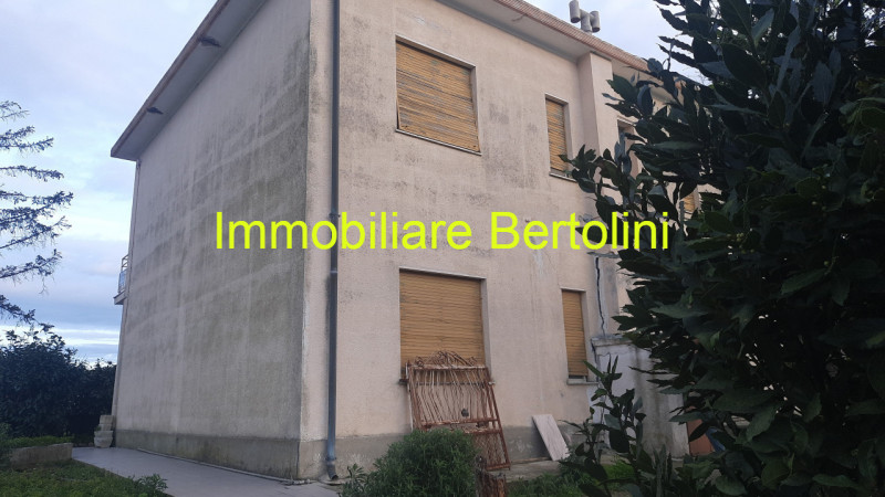 Immagine 4 di Casa indipendente in vendita  in COLDIRODI a San Remo