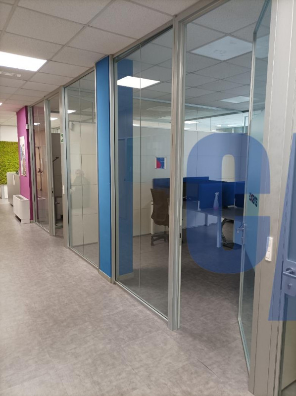 Immagine 20 di Ufficio in affitto  in VIALE CERTOSA a Milano