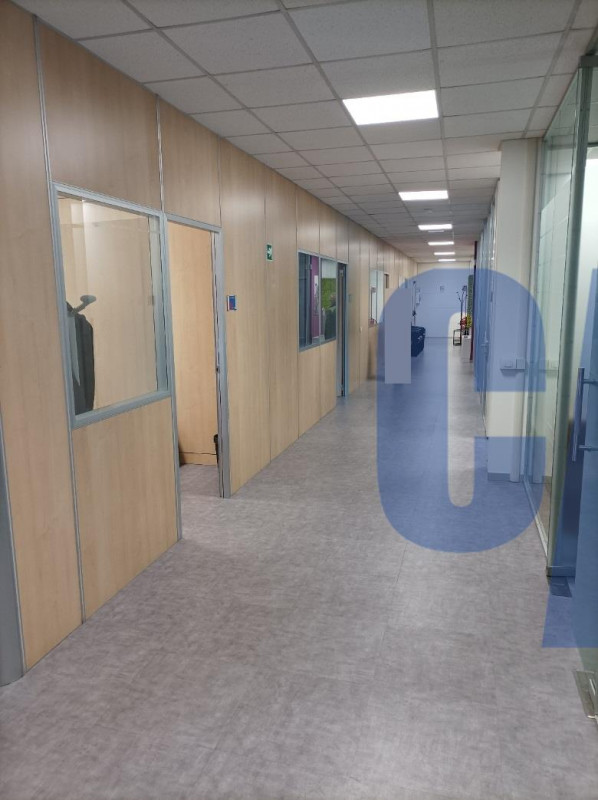 Immagine 24 di Ufficio in affitto  in VIALE CERTOSA a Milano