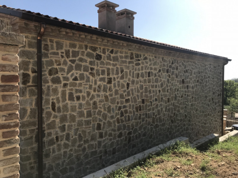 Immagine 9 di Rustico / casale in vendita  in VIA ROMA a Cinto Euganeo