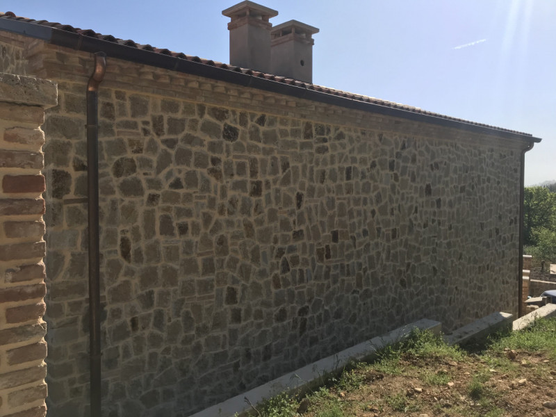 Immagine 10 di Rustico / casale in vendita  in VIA ROMA a Cinto Euganeo