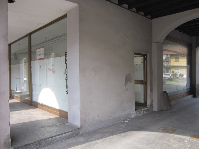 Immagine 14 di Negozio in vendita  in Via Roma 65 a Cassina De' Pecchi
