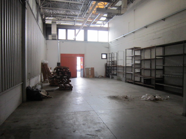 Immagine 6 di Magazzino in vendita  in Via Carlo Serassi 5 a Bergamo