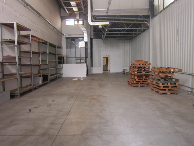 Immagine 11 di Magazzino in vendita  in Via Carlo Serassi 5 a Bergamo