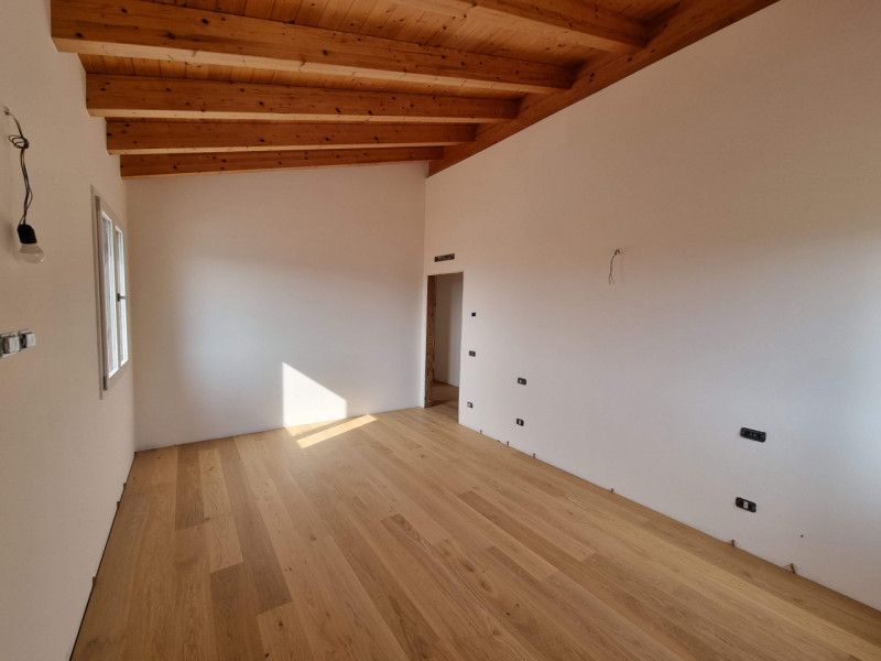 Immagine 19 di Casa indipendente in vendita  in via rossi a Val Liona