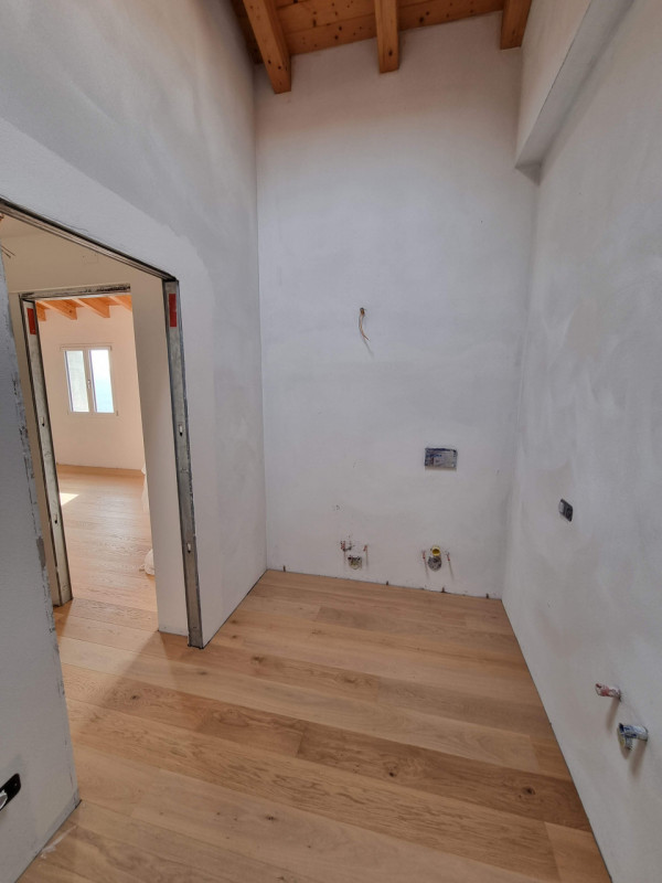 Immagine 21 di Casa indipendente in vendita  in via rossi a Val Liona