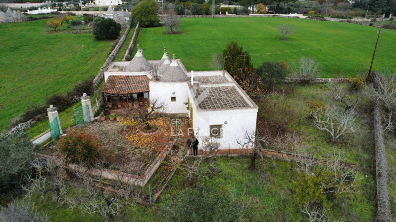 Immagine 1 di Rustico / casale in vendita  in strada foggevo a Martina Franca