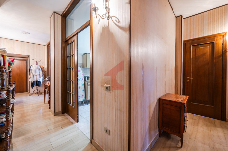 Immagine 17 di Appartamento in vendita  in Via Roma a Sant'ilario D'enza