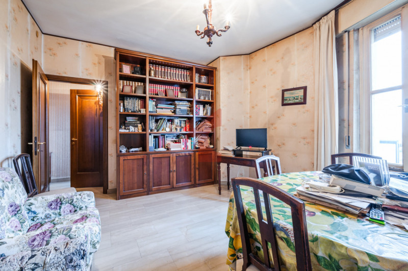 Immagine 21 di Appartamento in vendita  in Via Roma a Sant'ilario D'enza