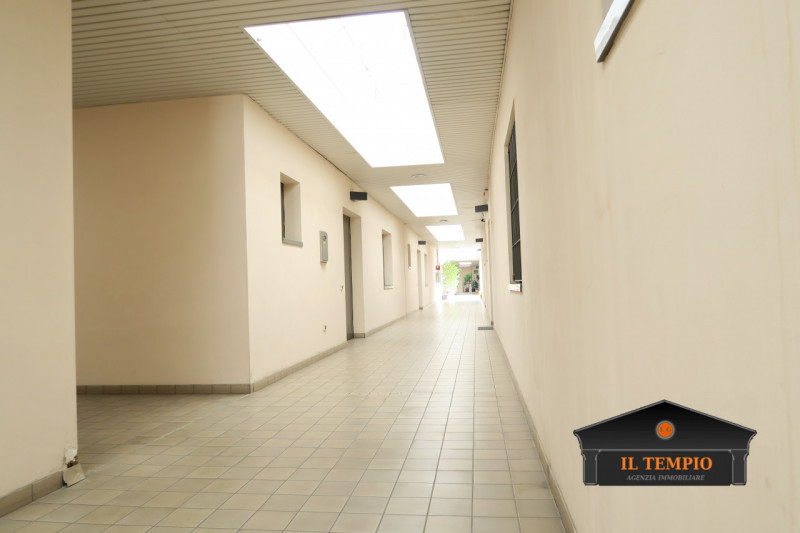 Immagine 14 di Laboratorio in vendita  in via dell'edilizia a Vicenza