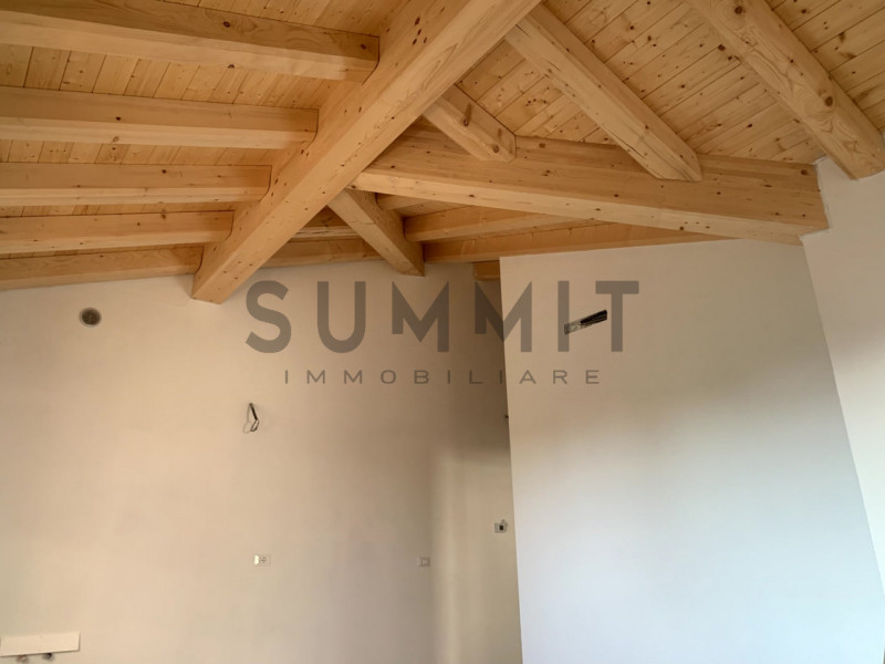 Immagine 3 di Appartamento in vendita  in schio a Schio