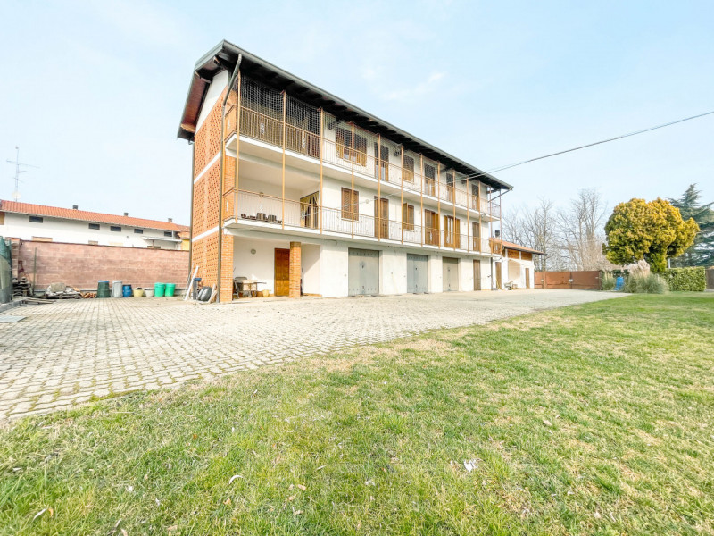 Immagine 14 di Casa indipendente in vendita  in Via Leonardo Da Vinci 14 a Suno