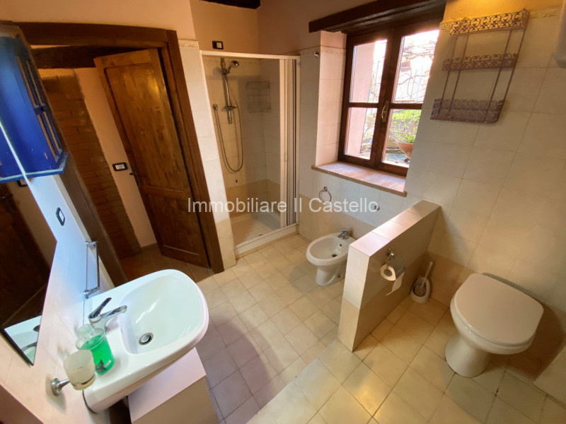 Immagine 17 di Villetta a schiera in vendita  in Località Valdilucciole a Città Della Pieve