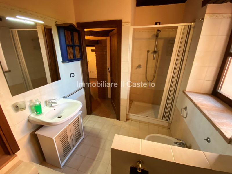 Immagine 18 di Villetta a schiera in vendita  in Località Valdilucciole a Città Della Pieve